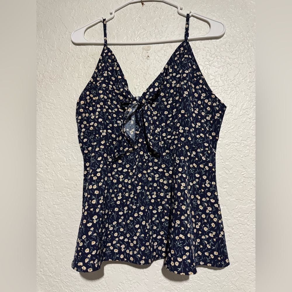 SHEIN super cute spaghetti strap top